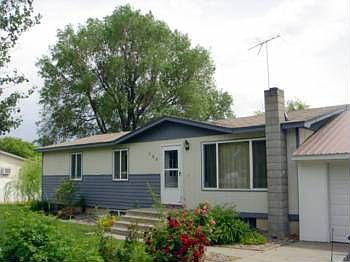 1st image of 125 6th Ave E