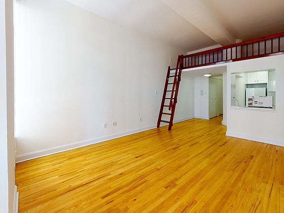 3rd image of 1 Astor Pl APT 5H