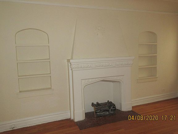 2nd image of 6321 N Mozart St #1C