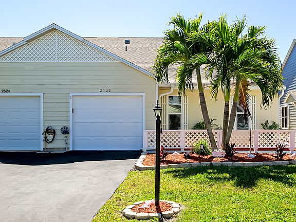 2nd image of 2522 SE Tropical East Circle E