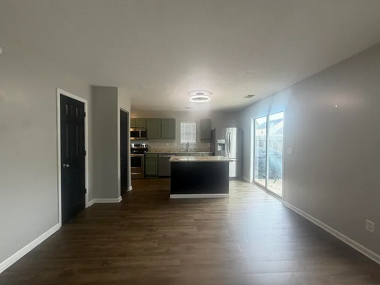 1755 Polaris Dr — Photo 11