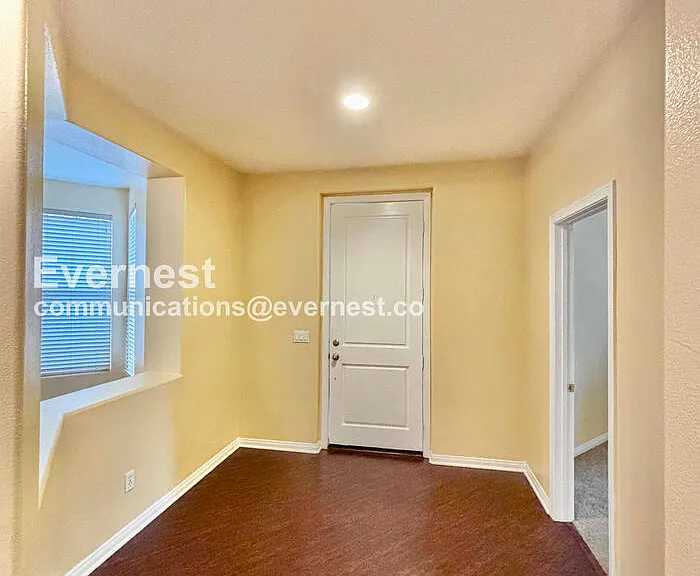 40495 Charleston St — Photo 9