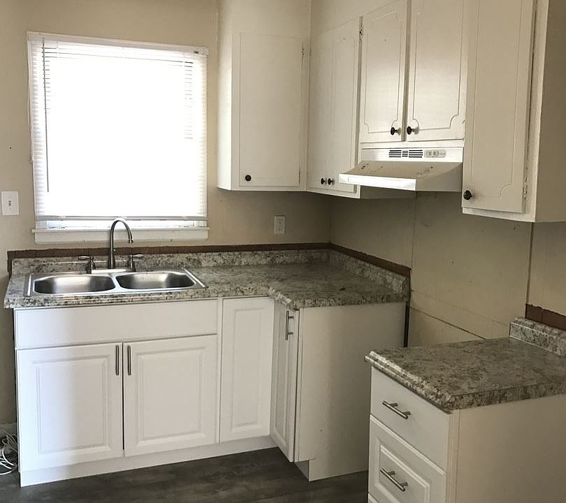 1st image of 610 W 5th Ave APT 15