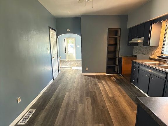 5th image of 912 Negley St