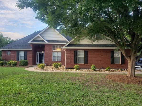 121 Spring Chase Cir