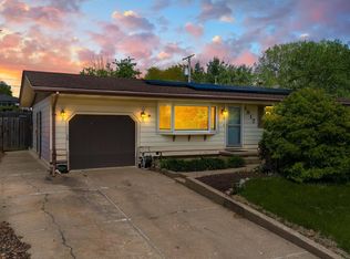 1917 W Daytona Dr, Peoria, IL 61614