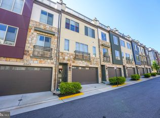 2865 Lowen Valley Rd, Alexandria, VA 22310