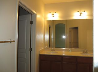 16904 Pecan Hollow Way, Lathrop, CA 95330