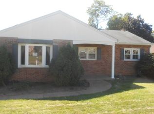 392 Hillcrest Rd, York, PA 17403