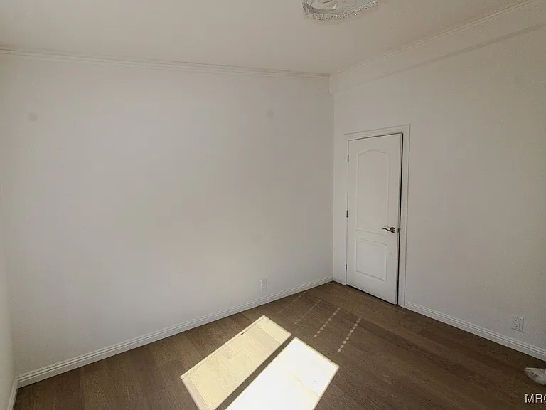 1336 La Crescenta Dr #2 — Photo 23