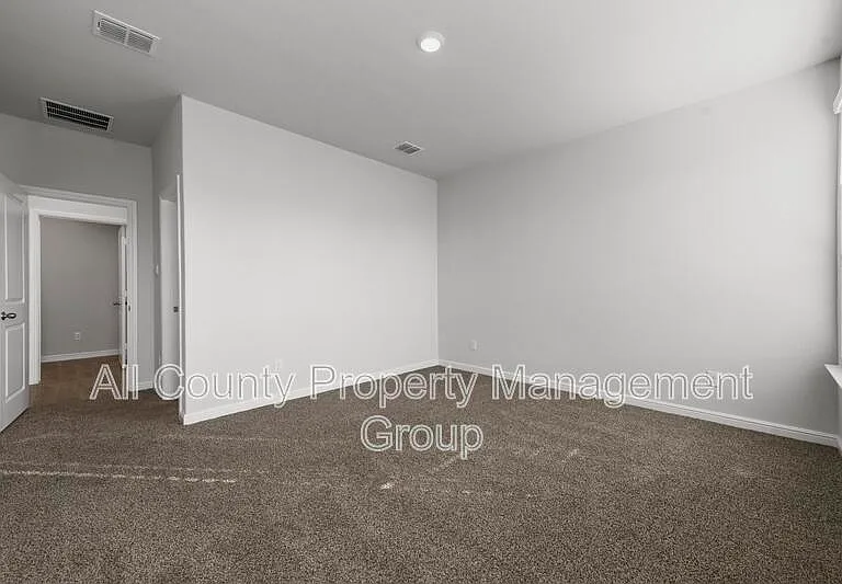 131 Orchard Pines Pl — Photo 13