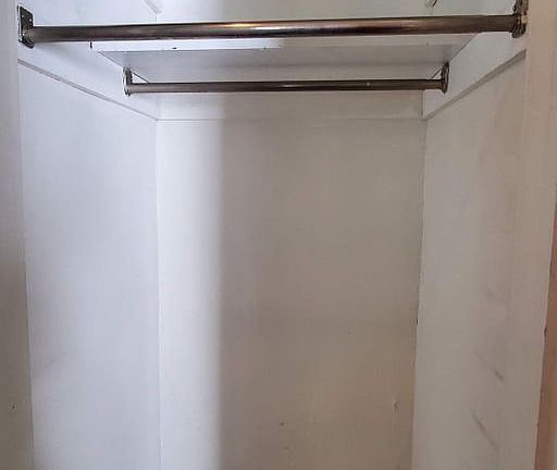 4th image of 539 S 5th Ave APT 3