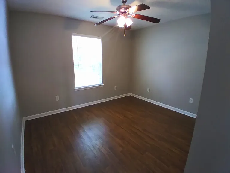 169 Woodland Park Loop — Photo 9