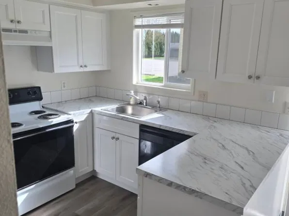 260 Westlake Village, 260 5th St APT 3, Woodland, WA 98674