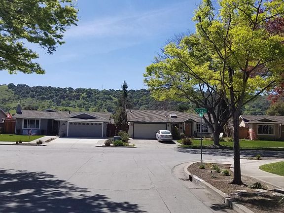 2nd image of 6228 Omaha Ct