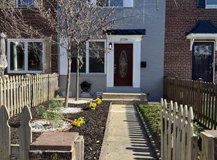 3739 Mark Dr, Alexandria, VA 22305