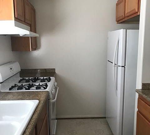 4th image of 6136 Eleanor Ave APT 1