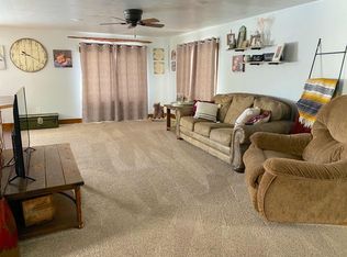 5 N Washington St, Conrad, MT 59425