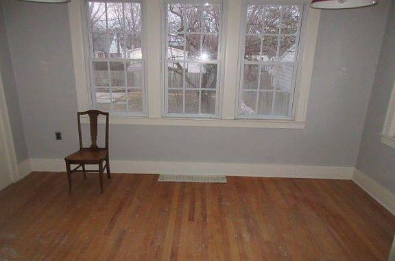 4th image of 223 Crocker Blvd
