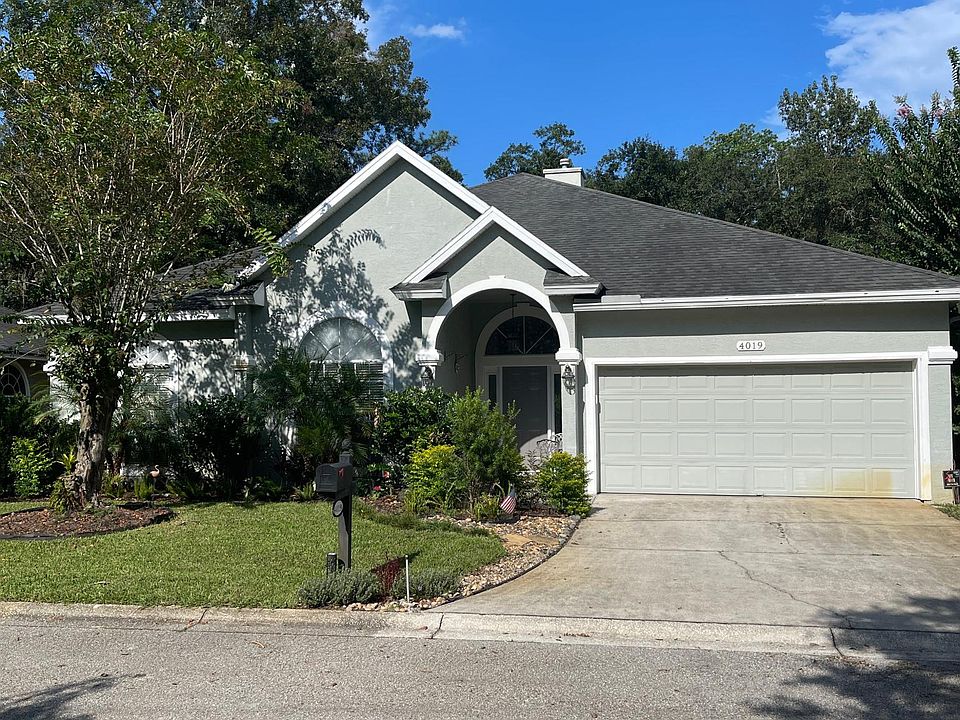 1st image of 4019 Richmond Park Dr E