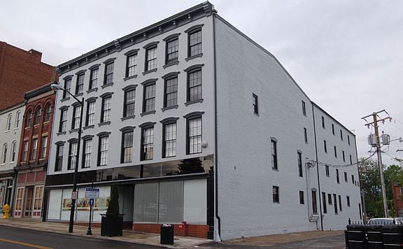 2nd image of 230 N Sycamore St APT 16