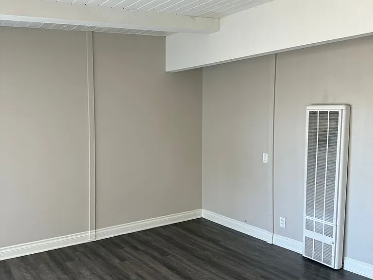 Oxnard Occidental Apartments — Photo 22