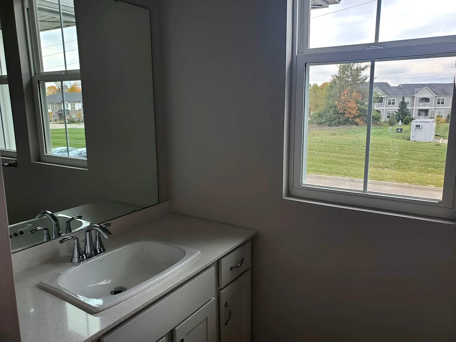 2 bed, 1250 sqft, $2,000 — Photo 4