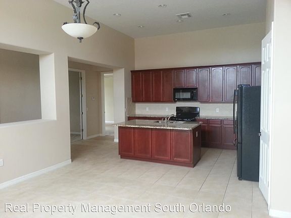 3rd image of 3400 Ambersweet Cir