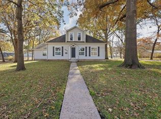 804 E 10th St, Ottawa, KS 66067