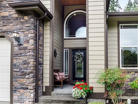 2nd image of 6314 213th Avenue Ct E