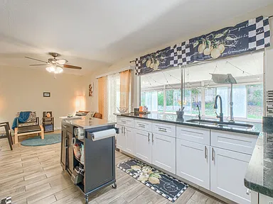 1151 S Ellison Dr — photo 8