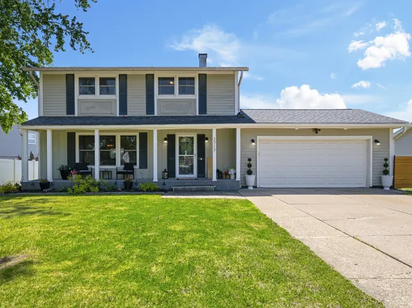 2717 E 37th St, Davenport, IA 52807