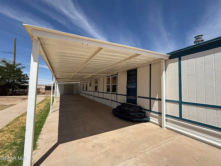 5941 Sixta Dr — Photo 8