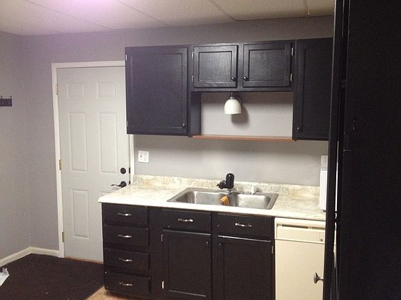 3rd image of 401 Front Ave #1