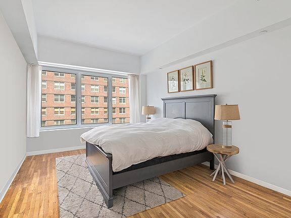 5th image of 14 W 14th St APT 4B
