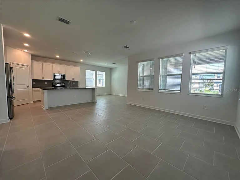 3052 Park Vale Rd — Photo 4