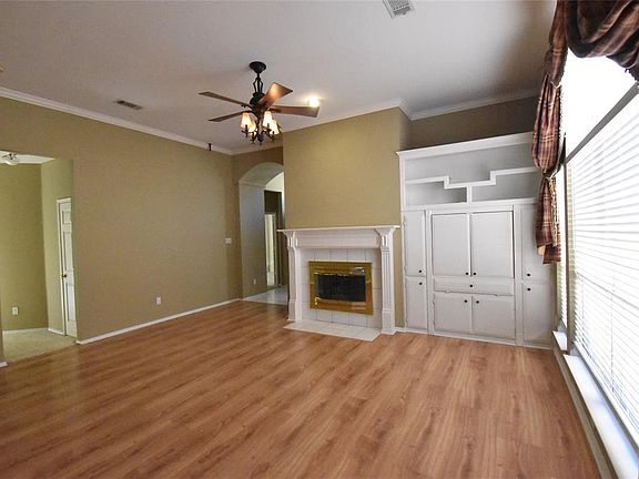 4th image of 7016 Goldenrod Dr