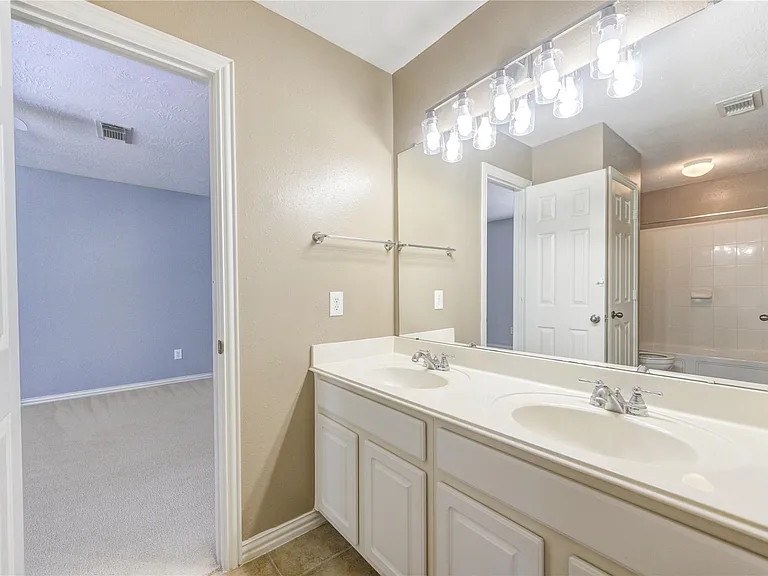 8018 Prairie Sage Dr — Photo 27