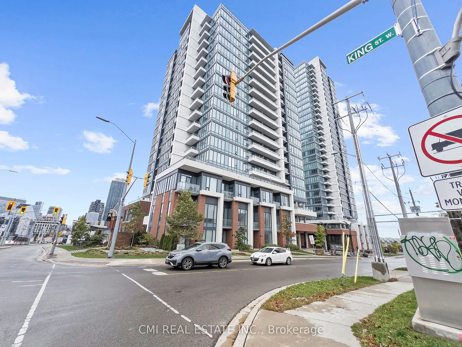 2 bed, $1,775 — Photo 2