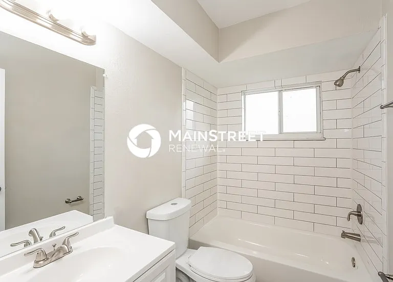 328 52nd St W — Photo 11