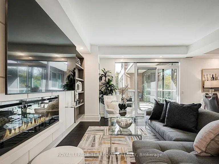 3 Southvale Dr #401 — Photo 8