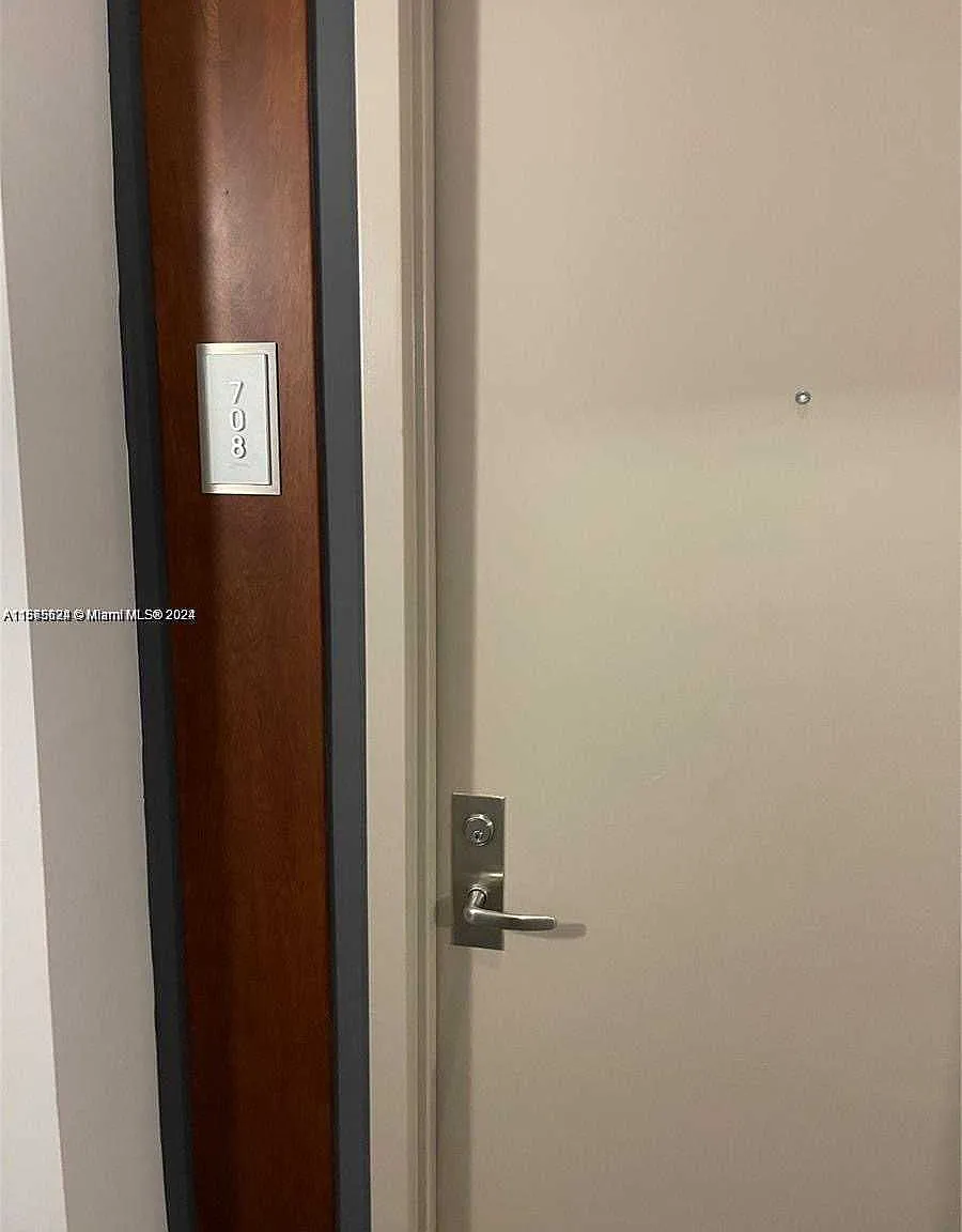 1 bed, $3,000 — Photo 4