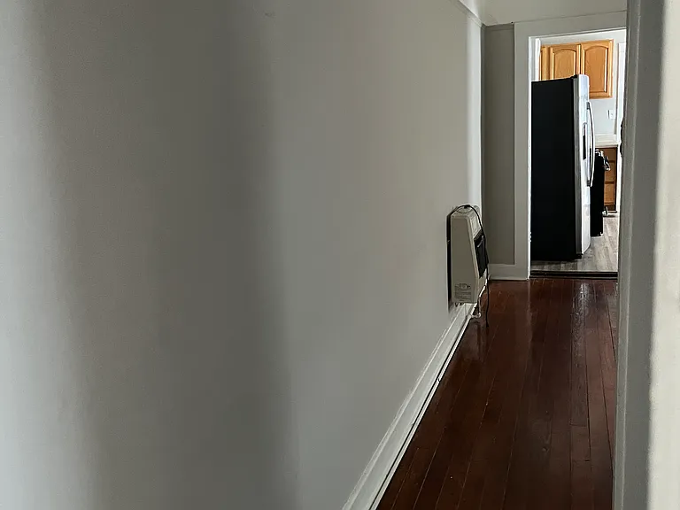 4649 Clara St — Photo 6