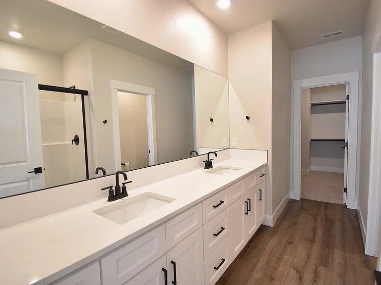 205 S Ripplerock Ln — Photo 17