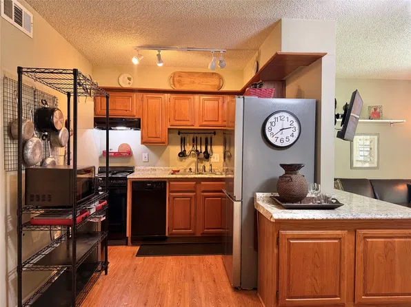 1311 Antoine Dr, Houston, TX