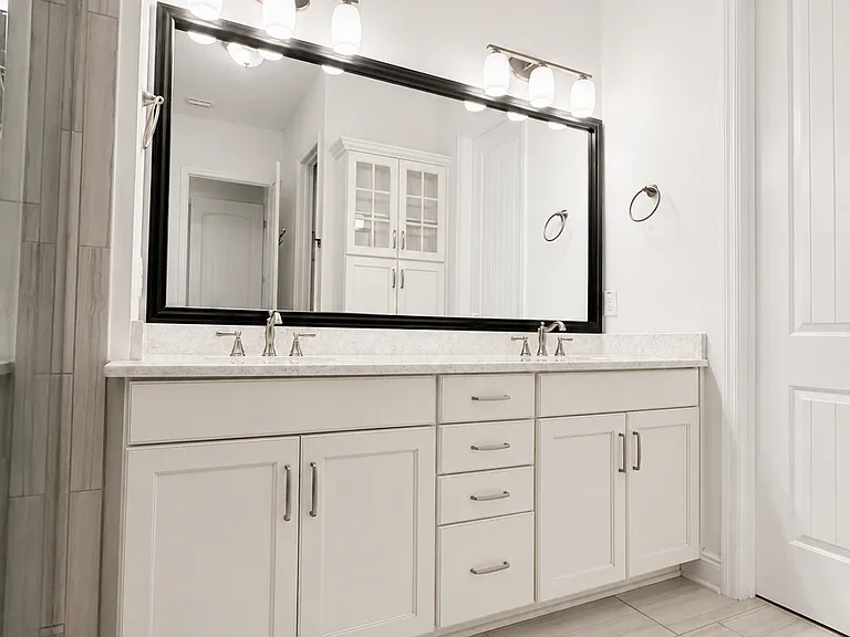 Primary en suite
