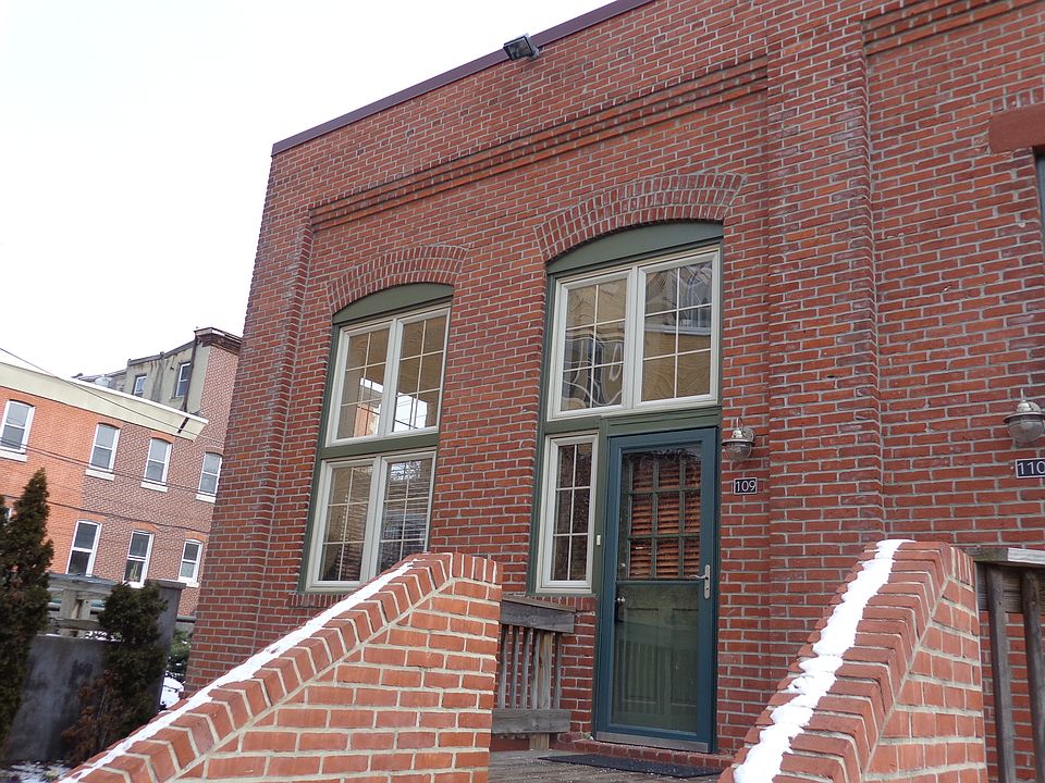 1st image of 844 N 29th St APT 109