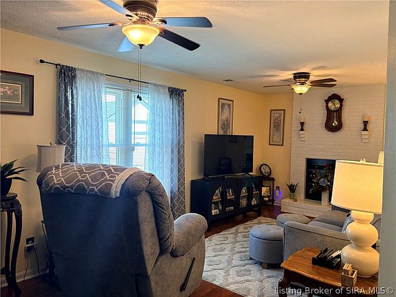 5th image of 4513 Scott Drive