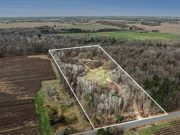 514 62nd St, South Haven, MI 49090