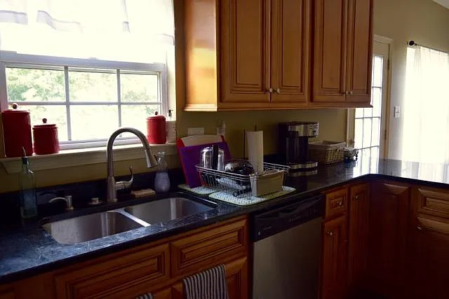 712 Settlers Ct — Photo 11